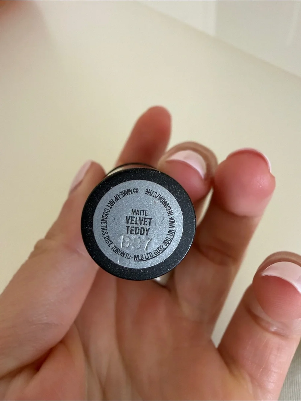 MAC Cosmetics Lipstick Velvet Teddy Travel Size
